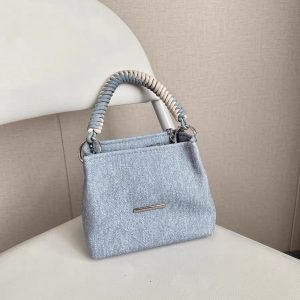 Hand bucket bag